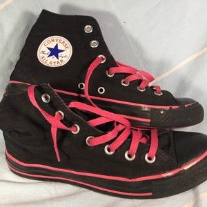 Converse vintage pink & black high tops Ms6/Ws8